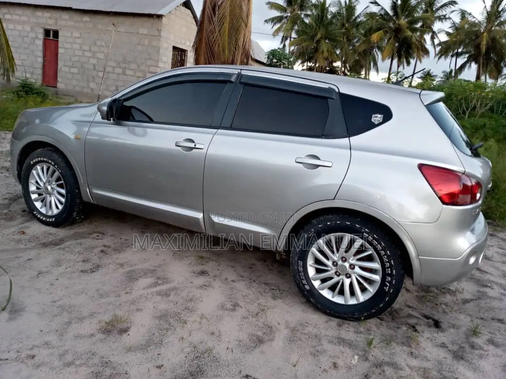 Nissan Dualis 2009 Silver