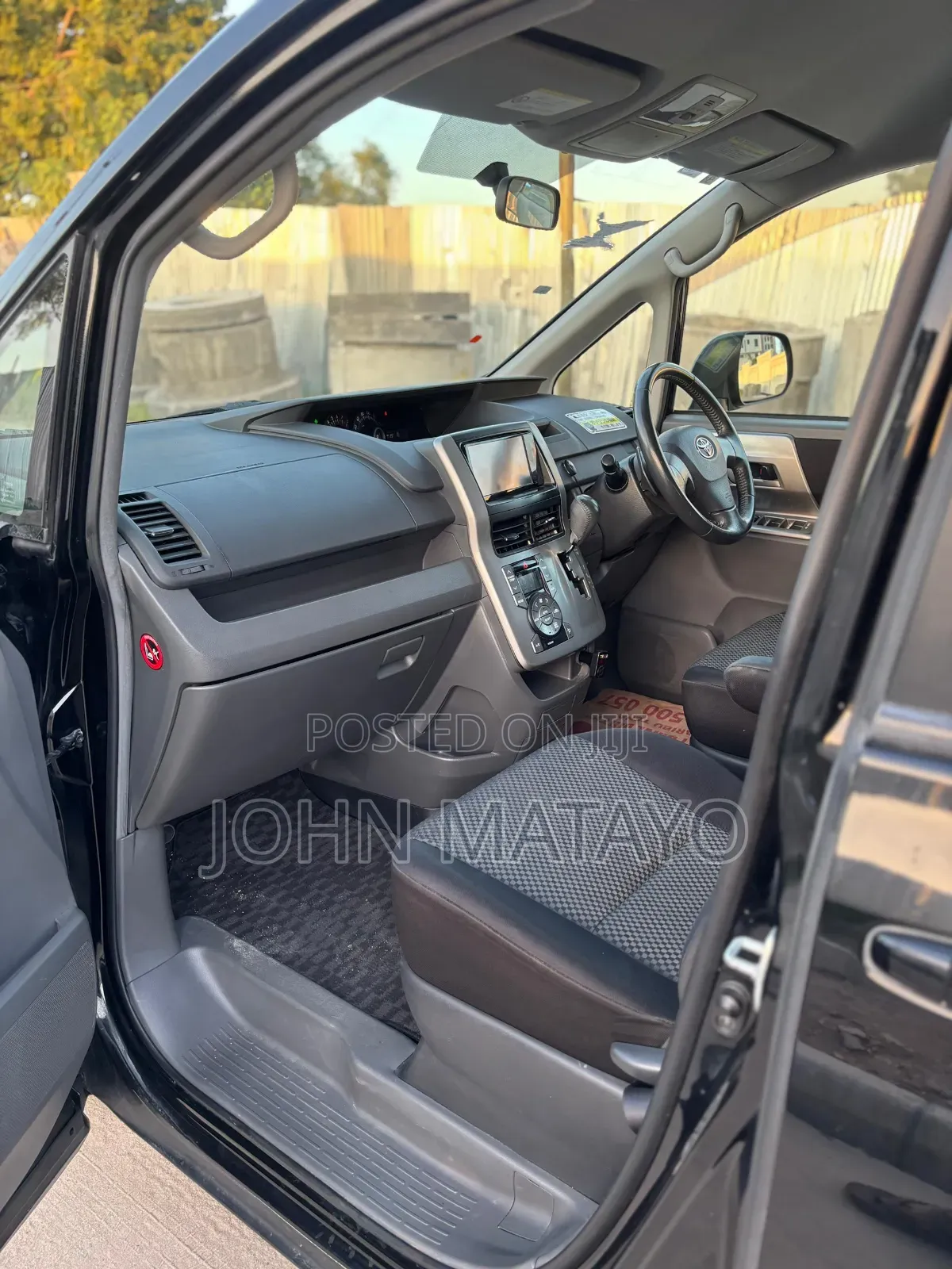 Toyota Noah 2009 Black