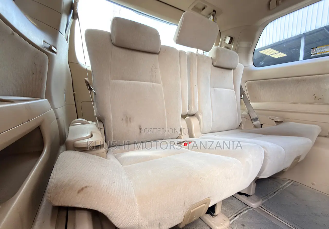 Toyota Alphard 2008 Silver