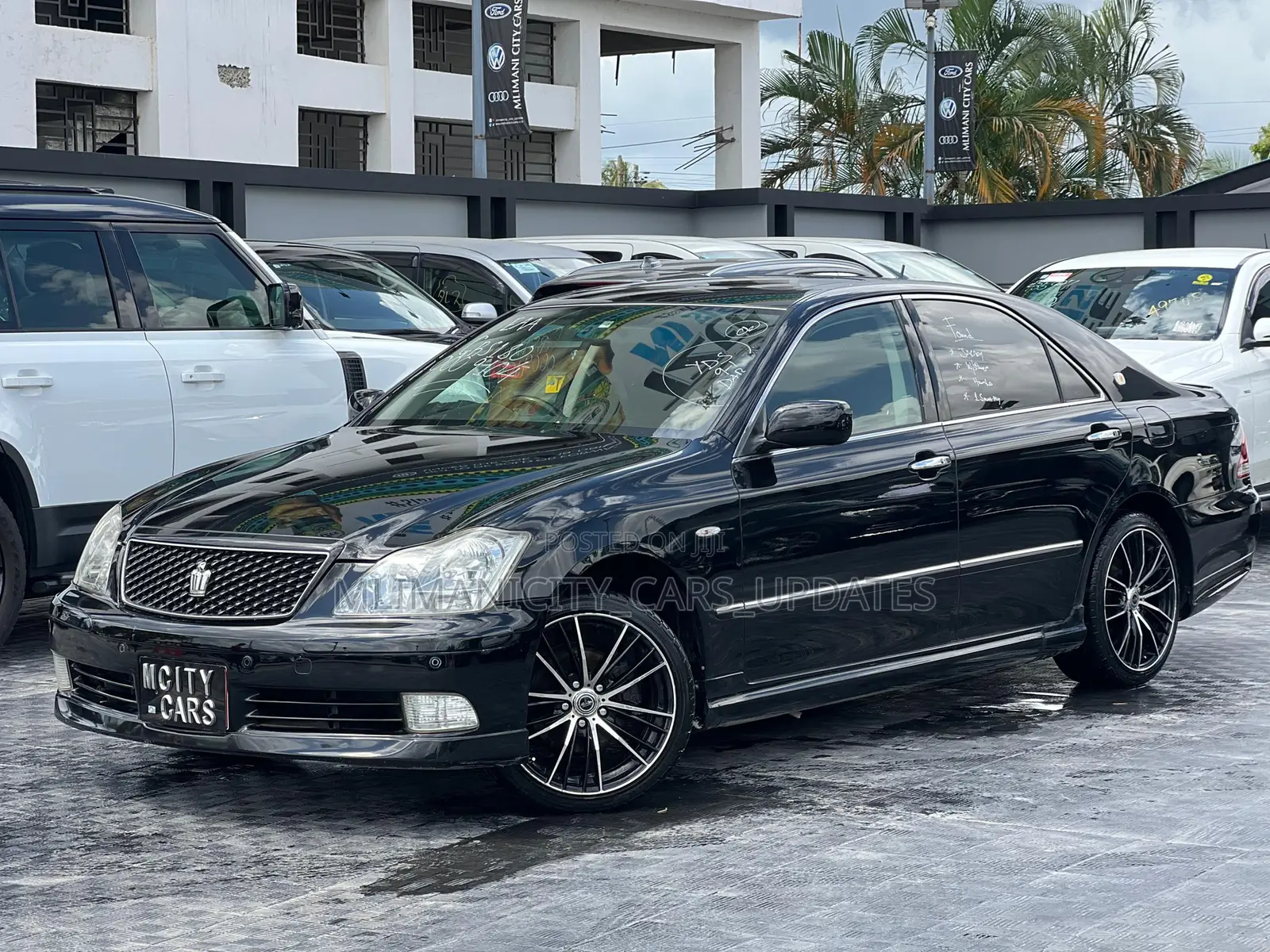 Toyota Crown 2006 Black