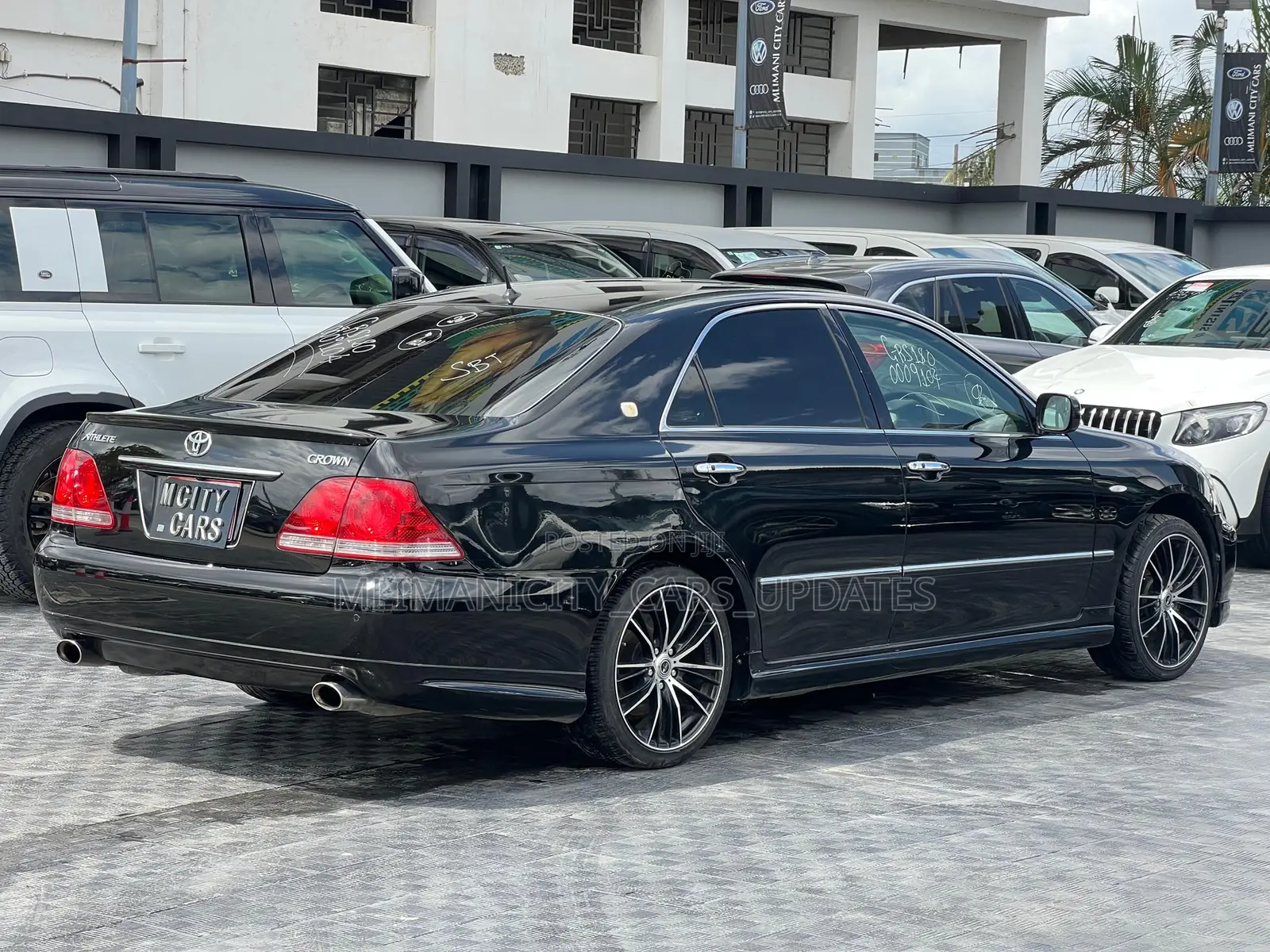 Toyota Crown 2006 Black