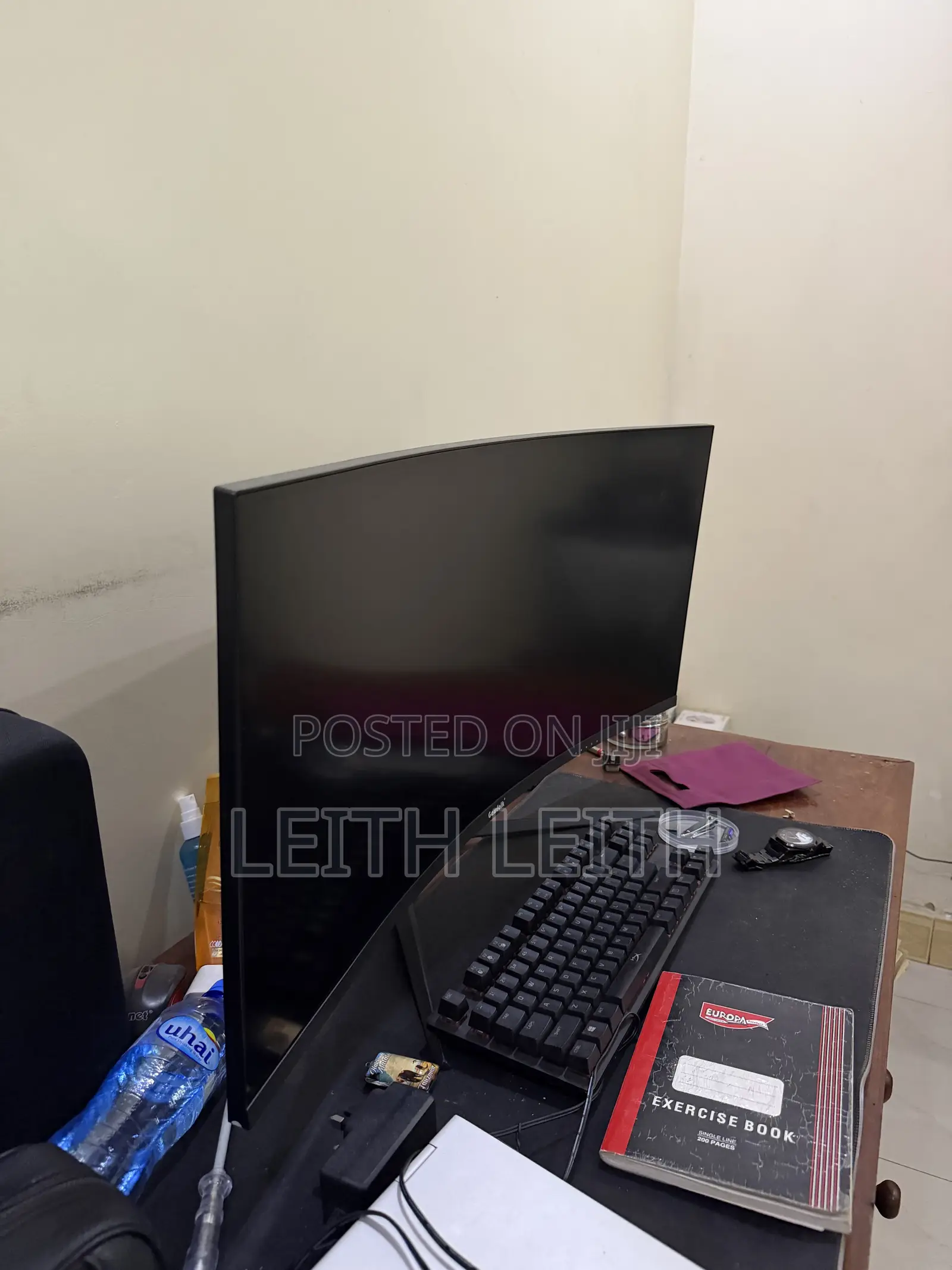 Curved Monitor