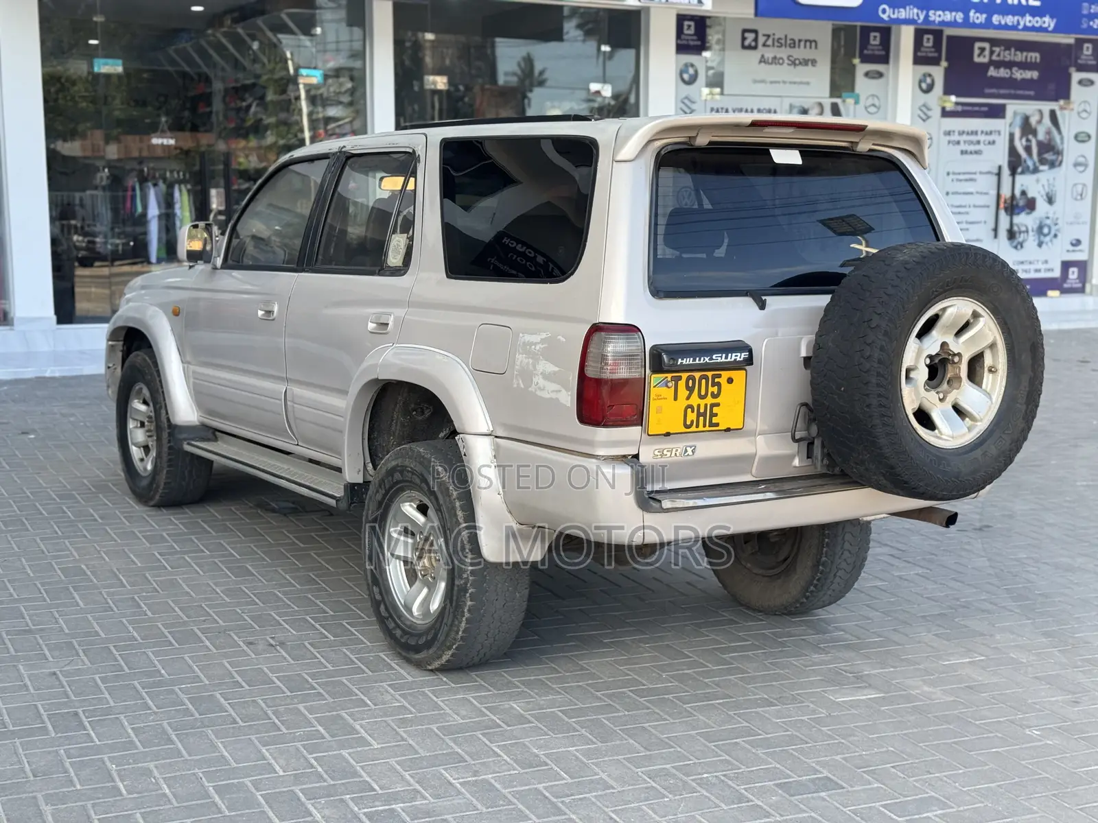 Toyota Hilux Surf 2.7 SSR 2001 White