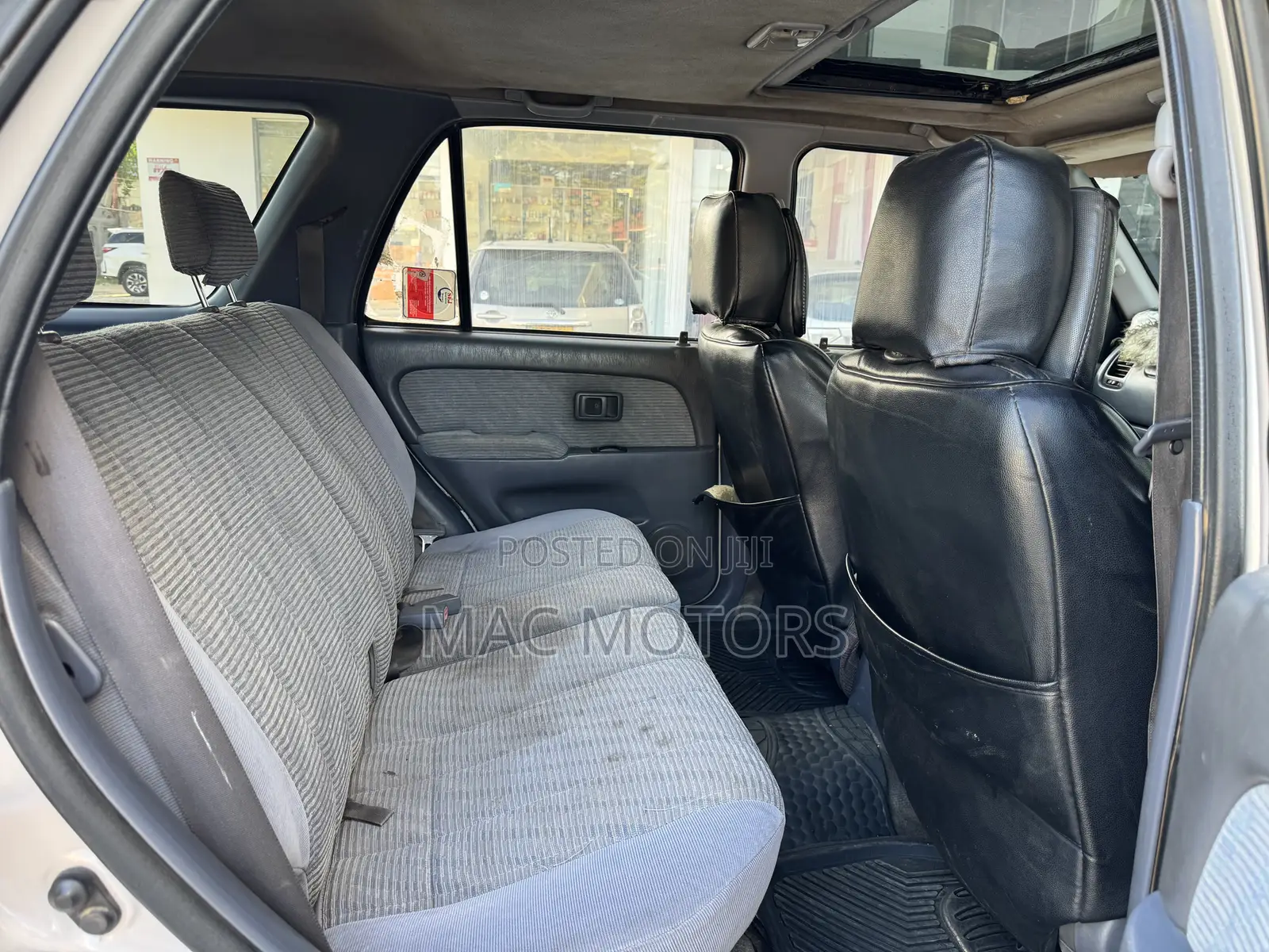 Toyota Hilux Surf 2.7 SSR 2001 White