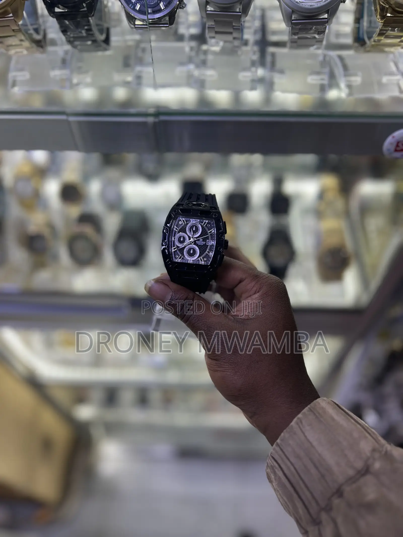 Naviforce Chornography Watch Inauzwa Dukani