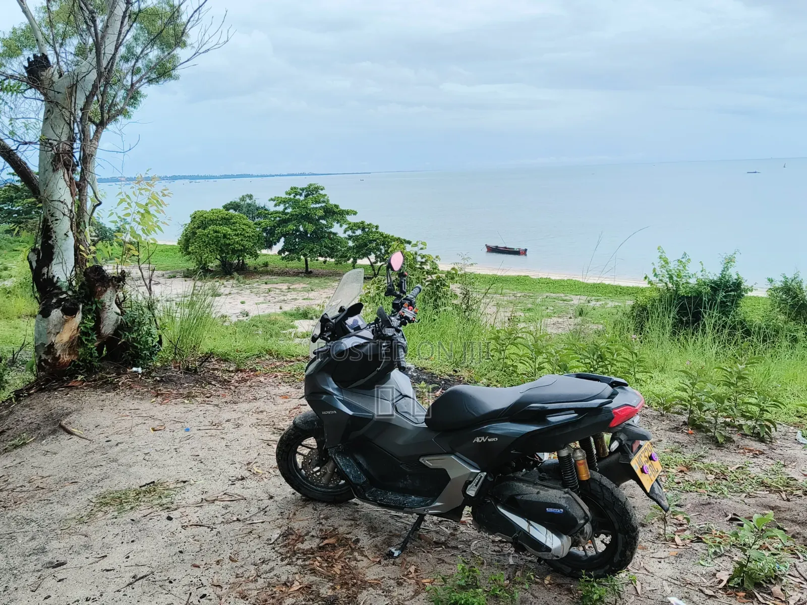 Honda CB 2025 Black