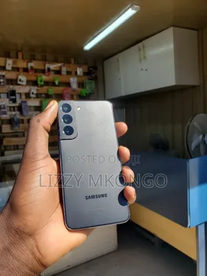 Samsung Galaxy S22 5G 128 GB Black
