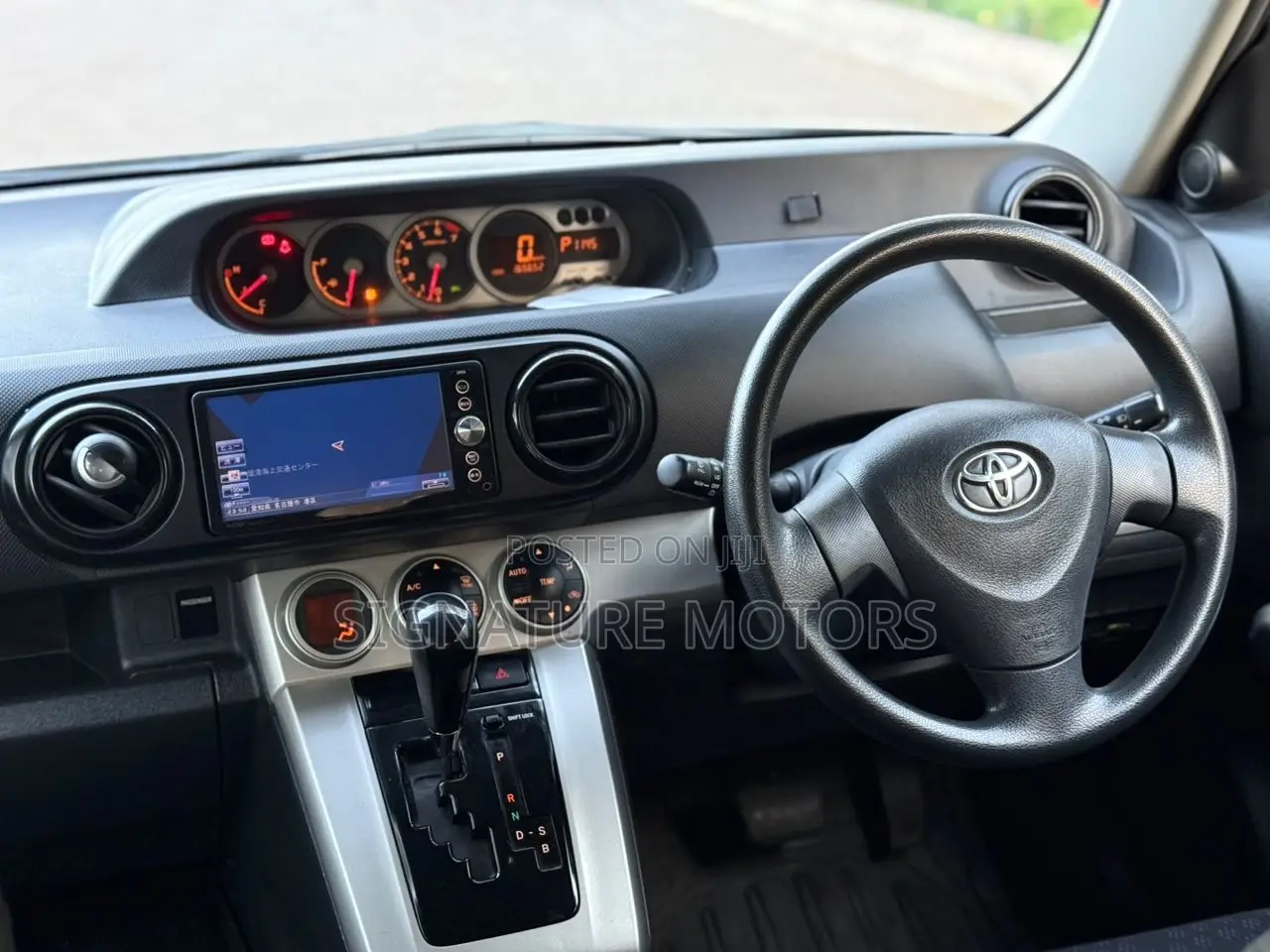 Toyota Corolla Rumion Hatchback 1.5 FWD 2008 Black