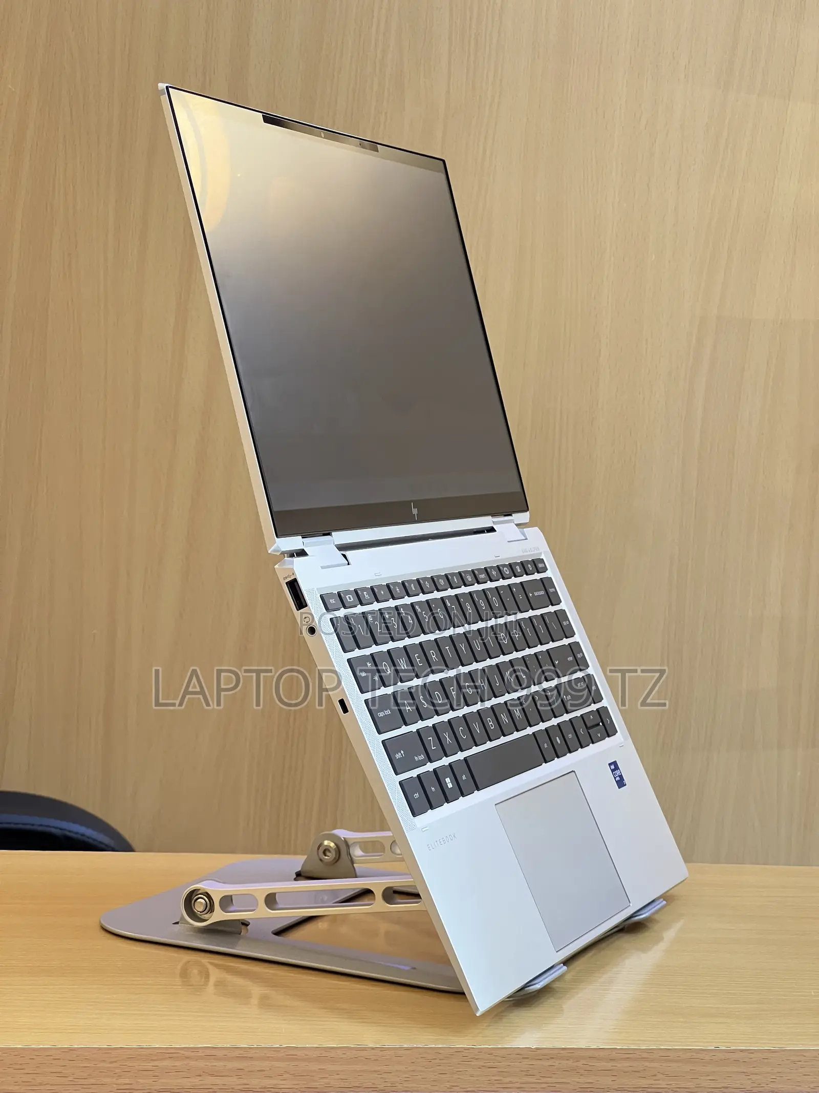 Laptop HP EliteBook 1040 G8 32GB Intel Core i7 SSD 512GB