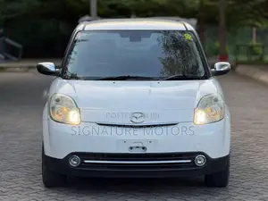 Mazda Verisa 2009 White