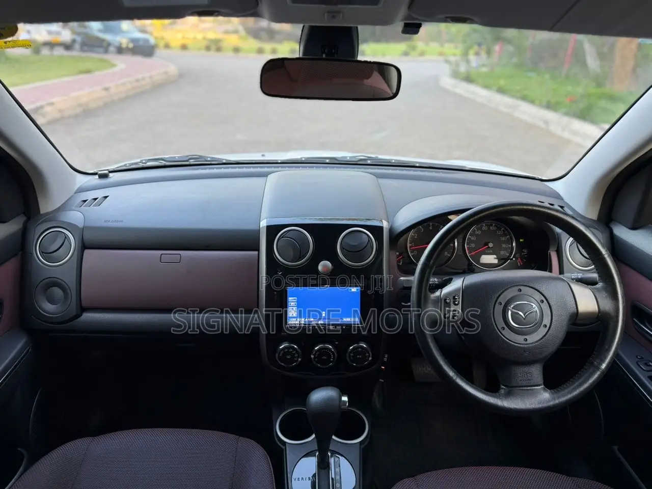 Mazda Verisa 2009 White