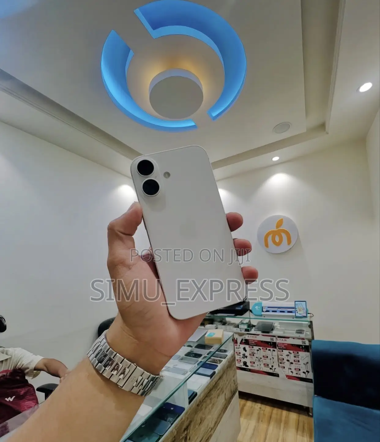 New Apple iPhone 16 256 GB White