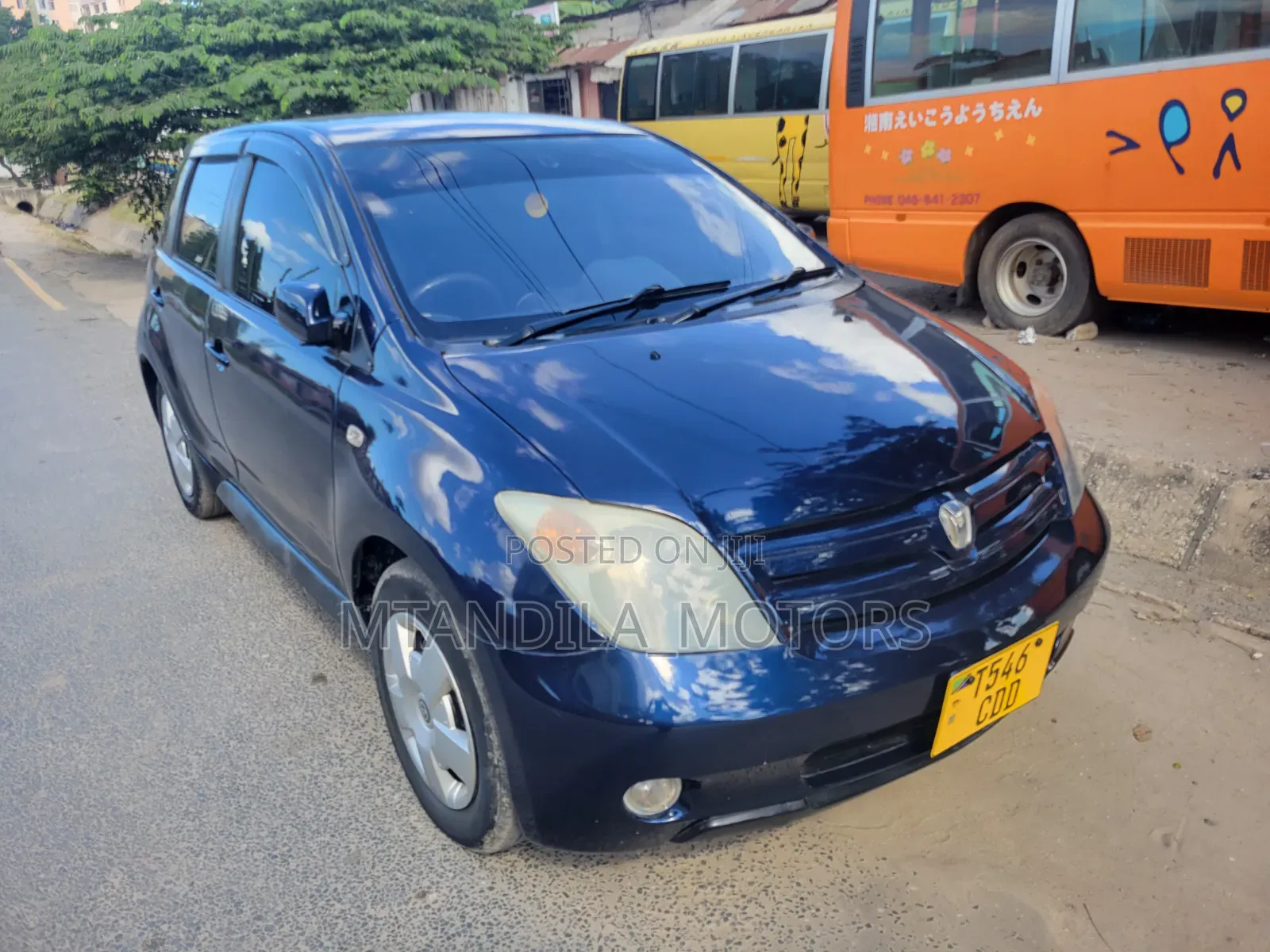 Toyota IST 2004 Blue