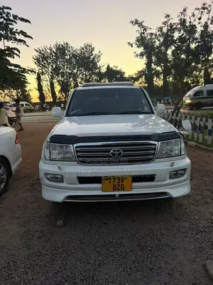 Toyota Land Cruiser Prado 4.0 Petrol GX-R 2006 White