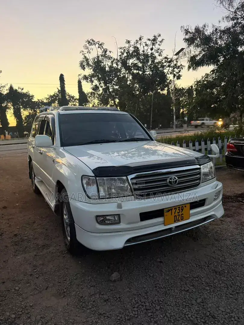 Toyota Land Cruiser Prado 4.0 Petrol GX-R 2006 White