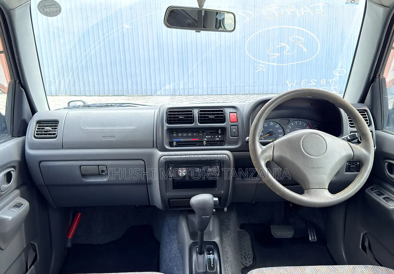 Suzuki Jimny 2001 White