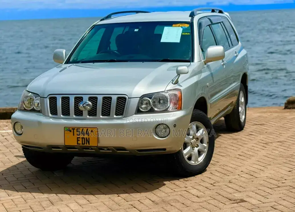Toyota Kluger 2003 Silver