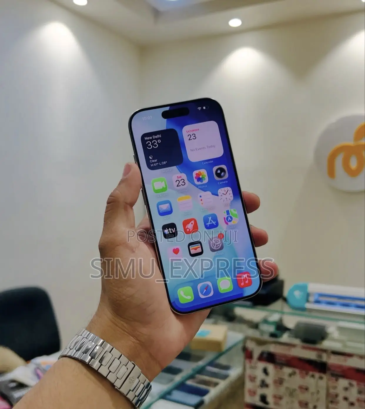 New Apple iPhone 16 Pro Max 256 GB White