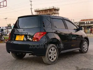 Toyota IST 2003 Blue
