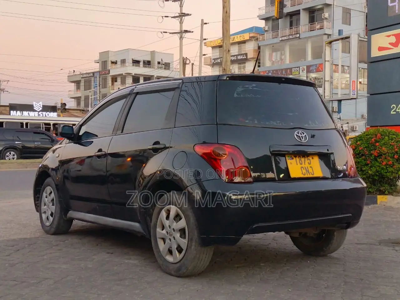 Toyota IST 2003 Blue