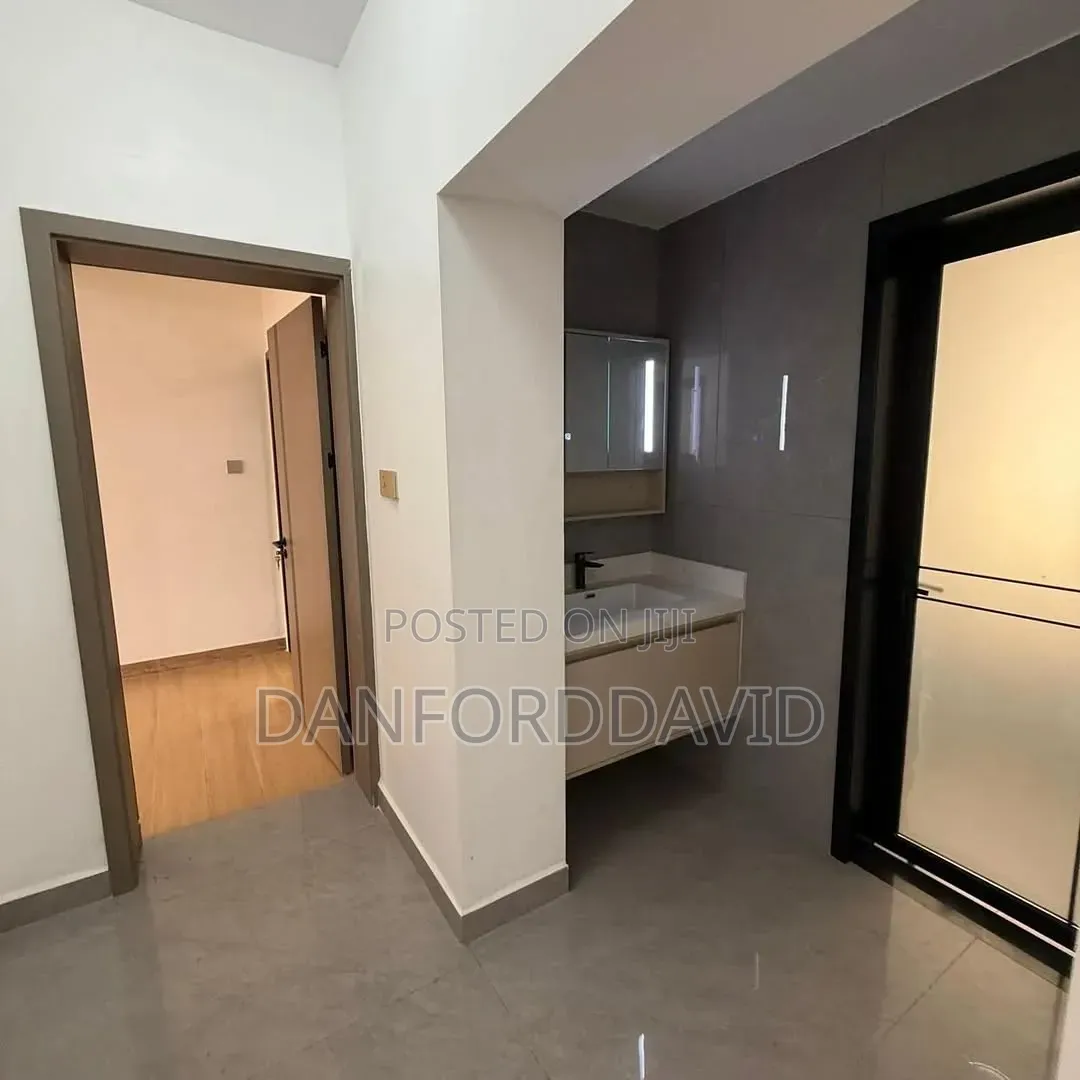 Furnished 3bdrm Apartment in Kahwa Real Estate, Oyster Bay for rent