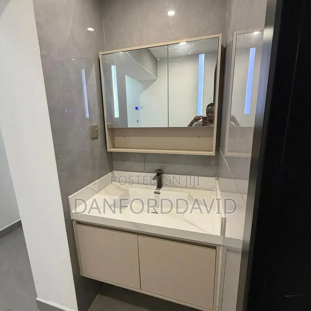 Furnished 3bdrm Apartment in Kahwa Real Estate, Oyster Bay for rent