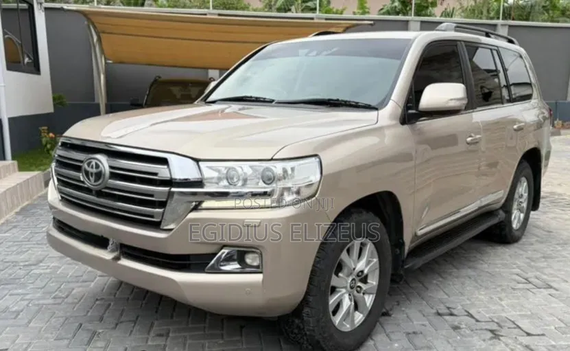 Toyota Land Cruiser 2016 Beige