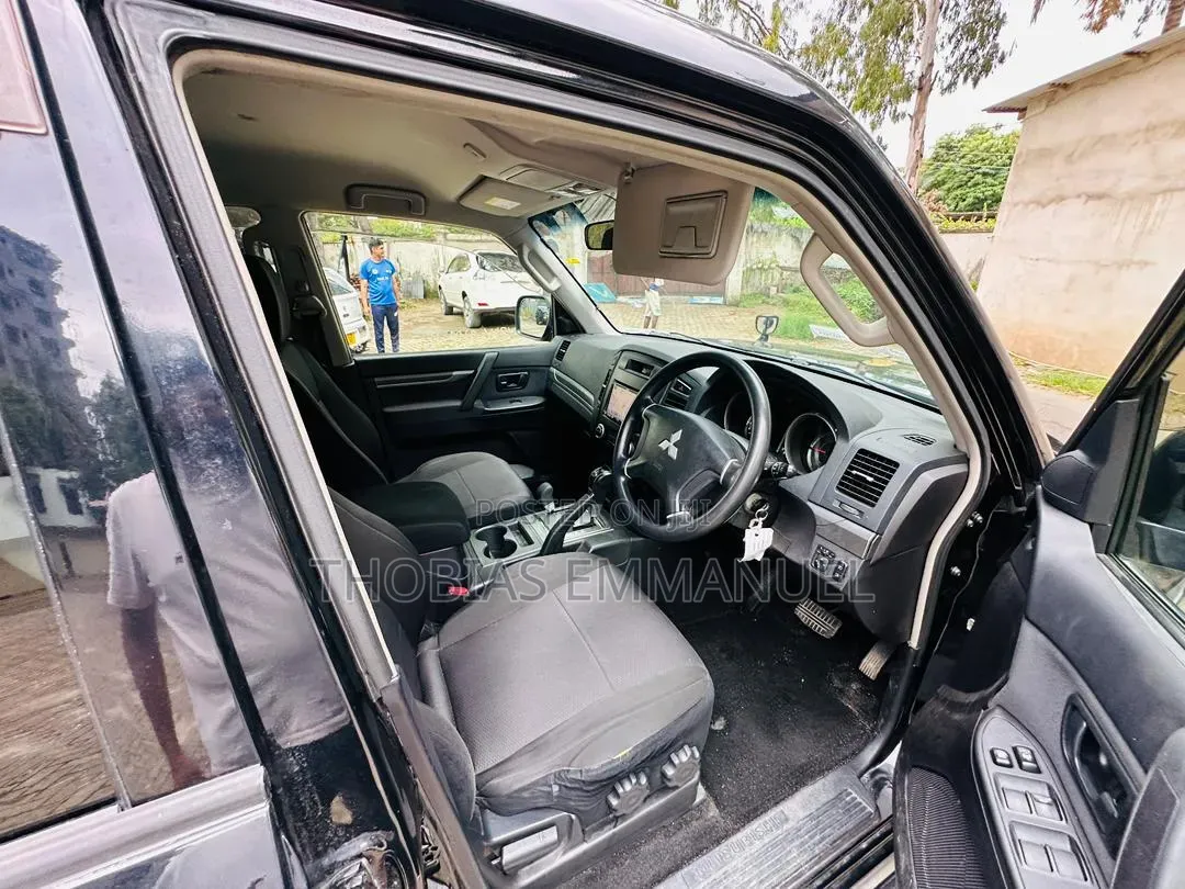 Mitsubishi Pajero 2008 Black