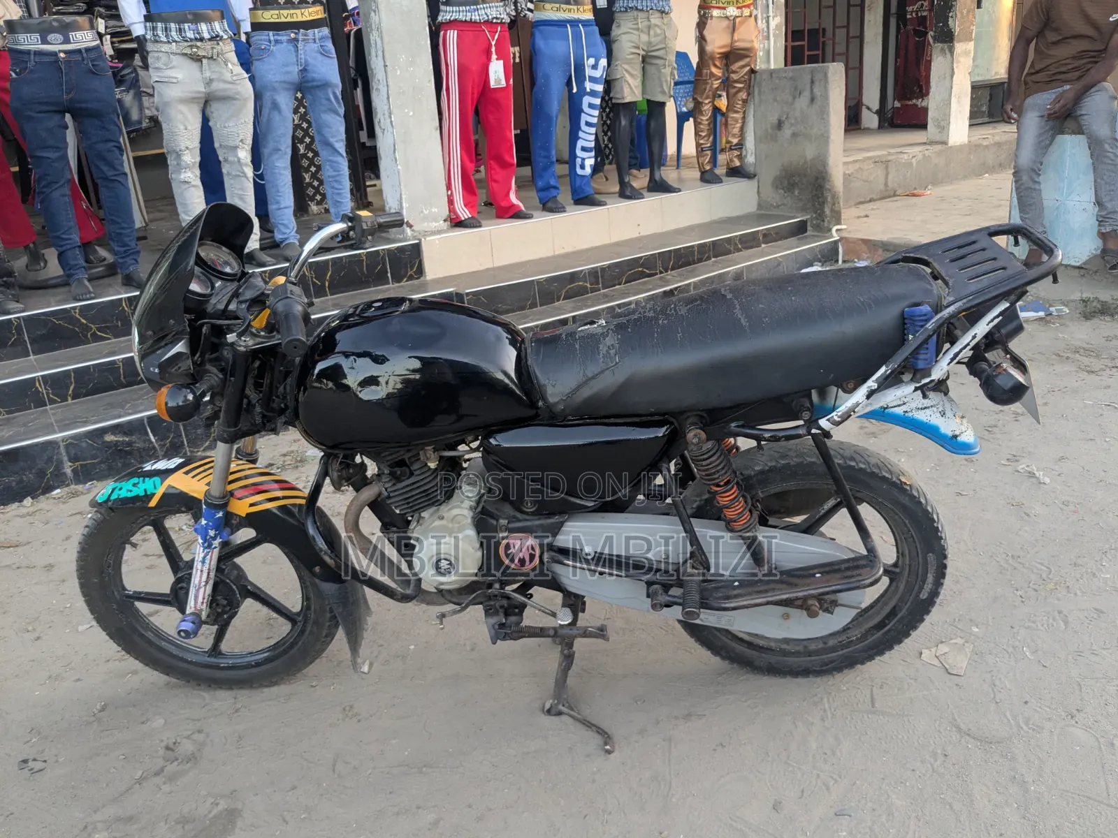 Bajaj Boxer 125 2025 Black