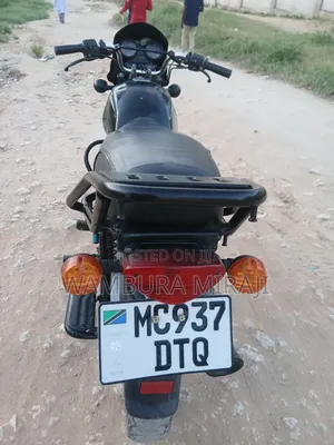 New Bajaj Boxer 125 2025 Black