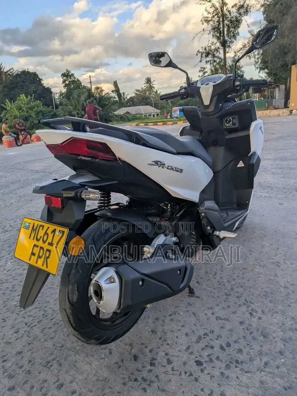 New Honda CG110 2025 Silver