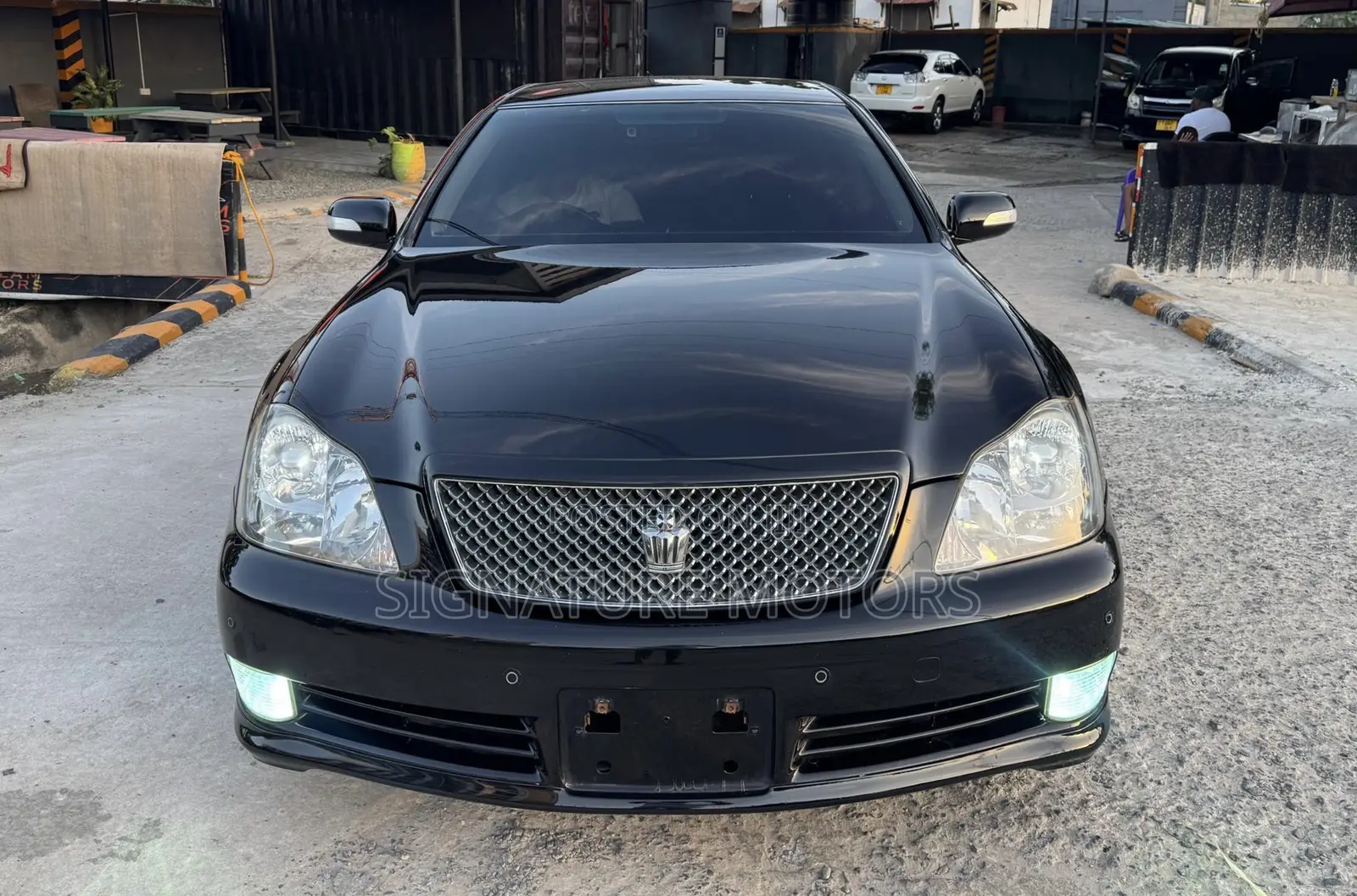 Toyota Crown 2004 Black