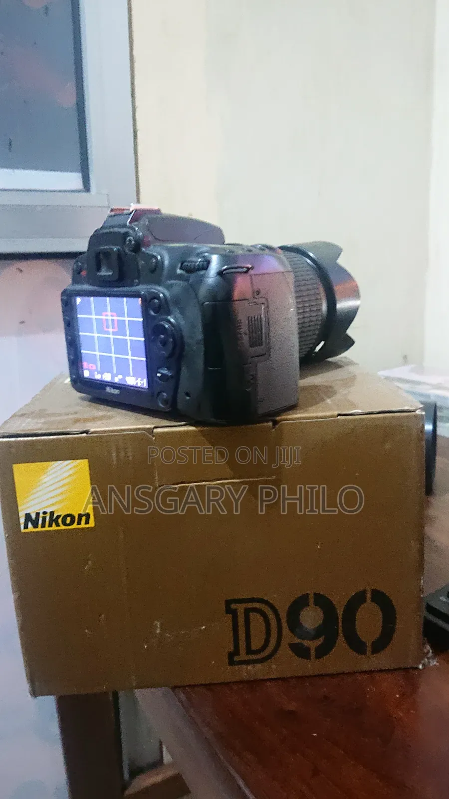 Nikon D90 24-105mm