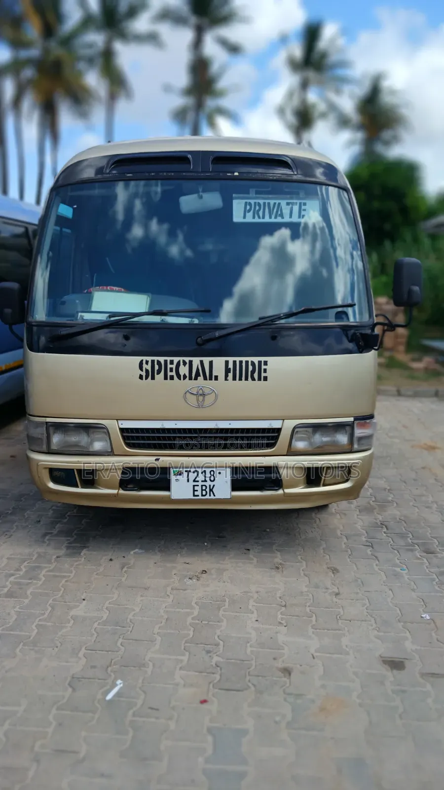 Toyota Coaster 2004 Gold