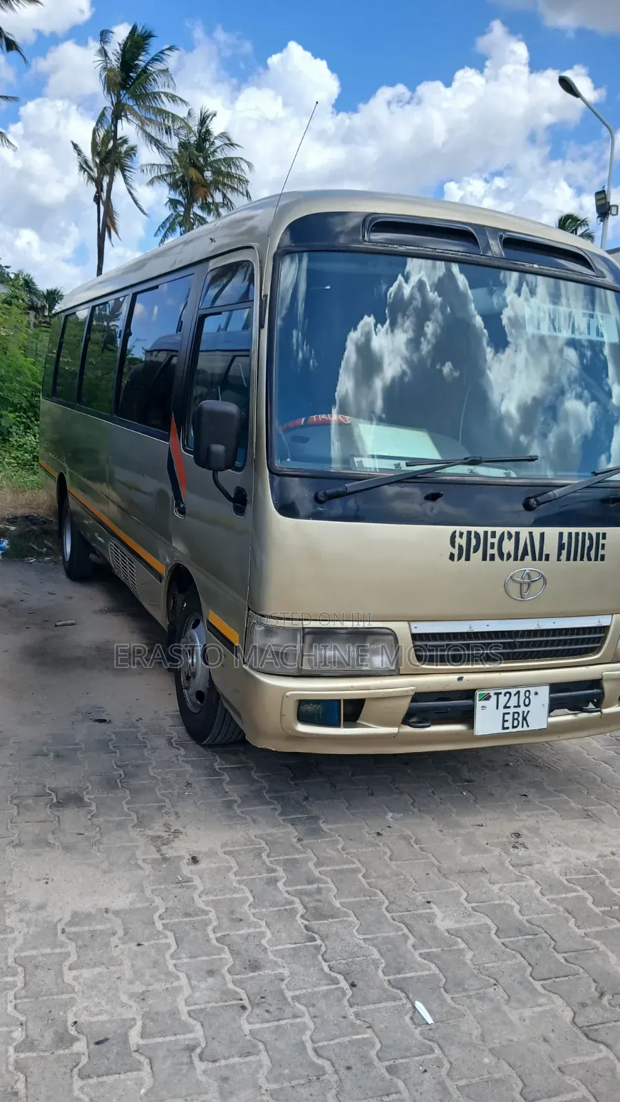 Toyota Coaster 2004 Gold