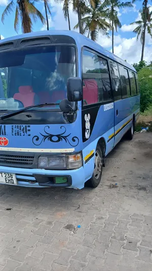 Toyota Coaster 2004