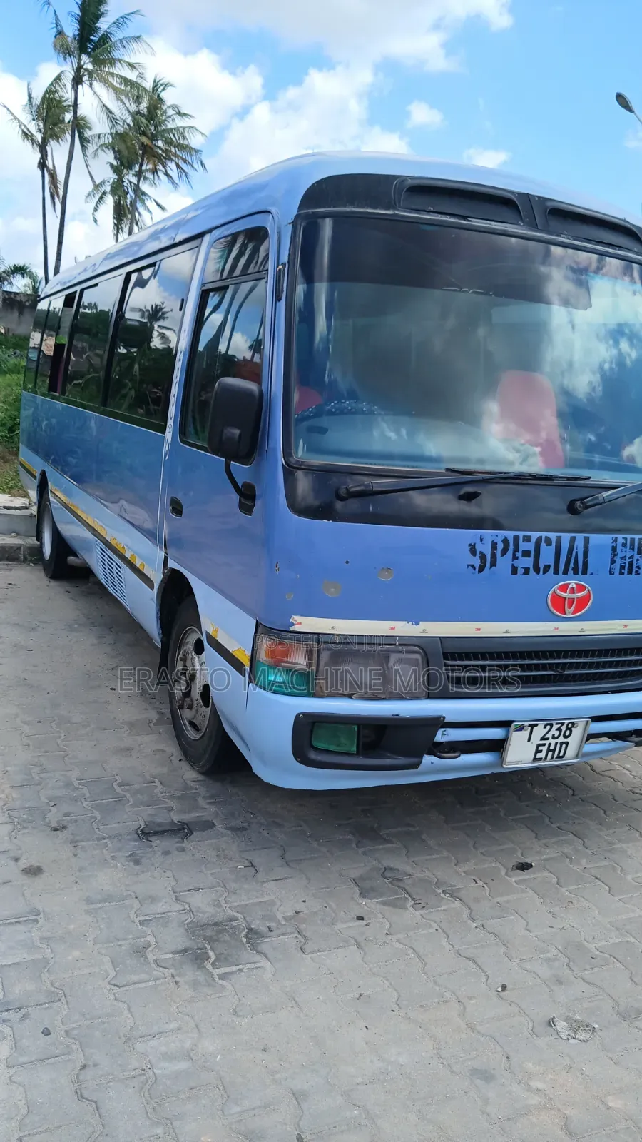 Toyota Coaster 2004
