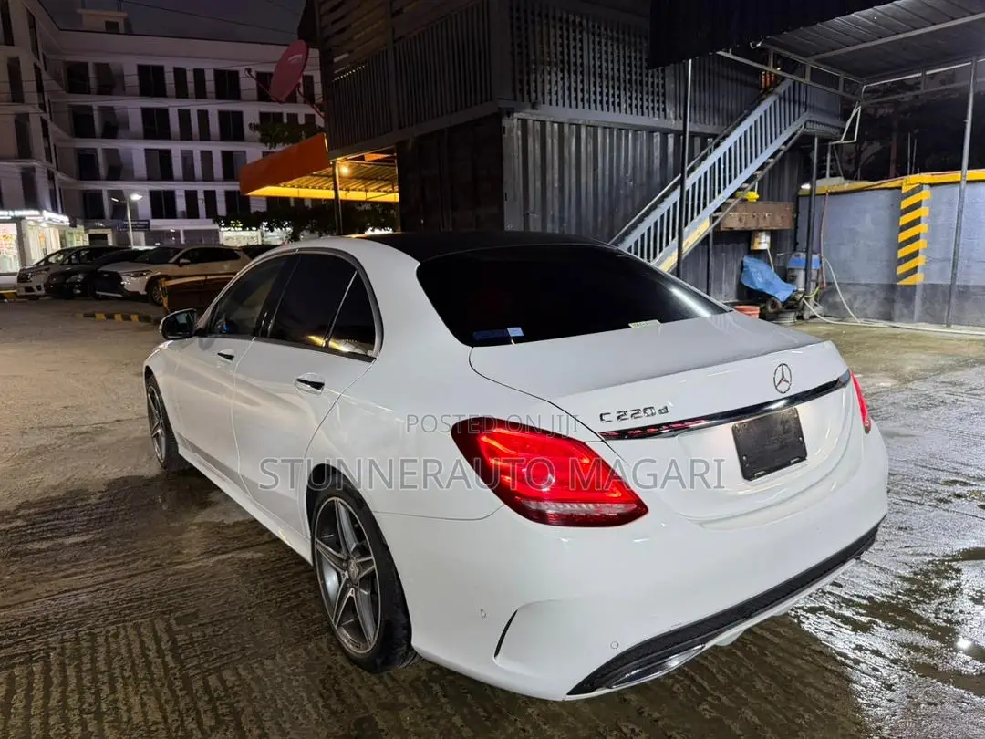 Mercedes-Benz C200 2015 Pearl