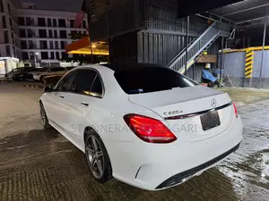 Mercedes-Benz C200 2015 Pearl
