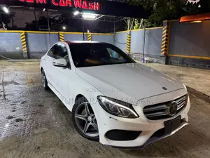 Mercedes-Benz C200 2015 Pearl