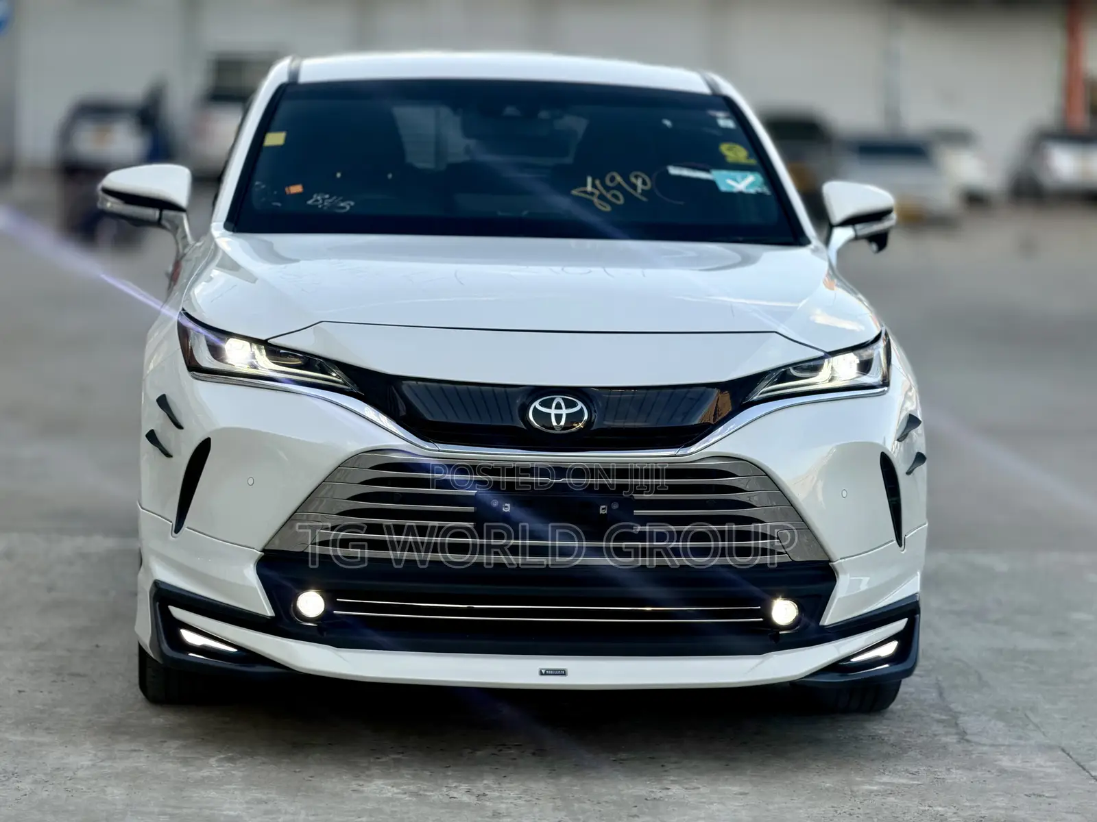 Toyota Harrier 2.0 2021 White