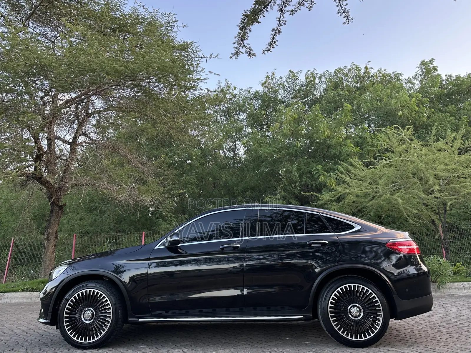 Mercedes-Benz GLC-Class 2017 Black
