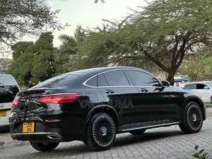 Mercedes-Benz GLC-Class 2017 Black