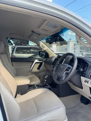Toyota Land Cruiser Prado 2.7 2021 White