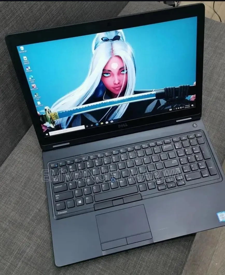 Laptop Dell Precision 3520 8GB Intel Core i5 SSD 256GB