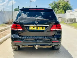 Mercedes-Benz GLE-Class GLE 350d 4MATIC 2017 Black