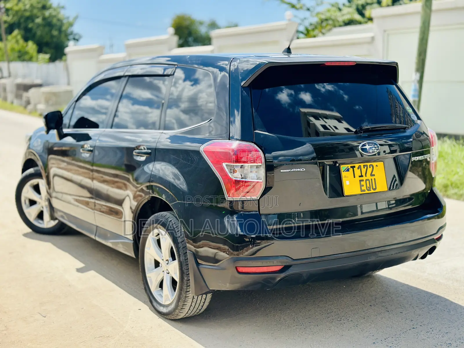 Subaru Forester 2.0XT Premium 4dr SUV AWD (2.0L 4cyl Turbo CVT) 2014 Black