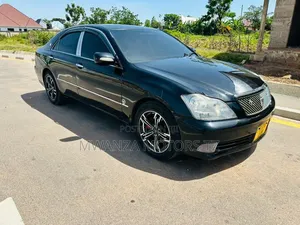 Toyota Crown 2004 Black