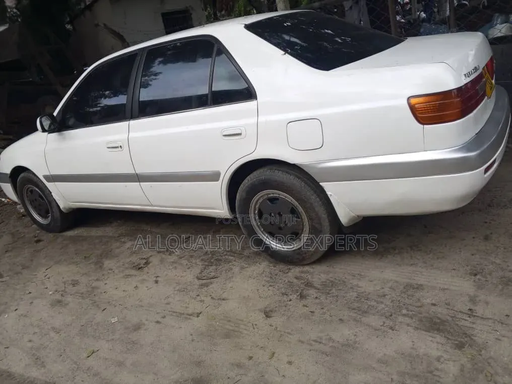 Toyota Premio 2001