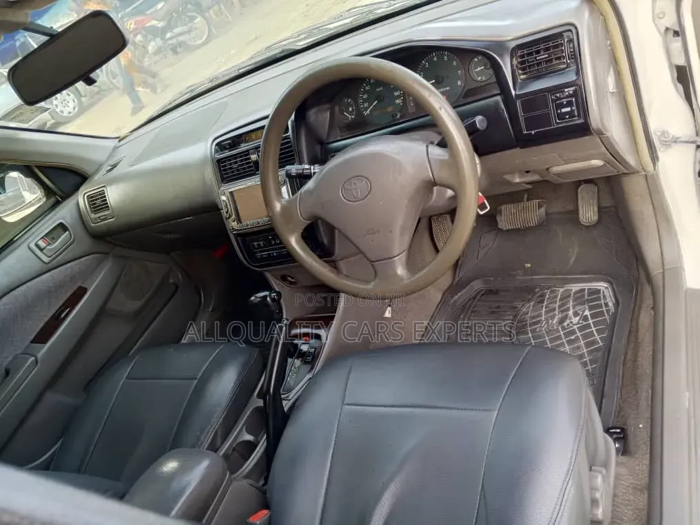 Toyota Premio 2001